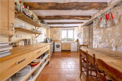 Maison - 144 m² - 6 pièces