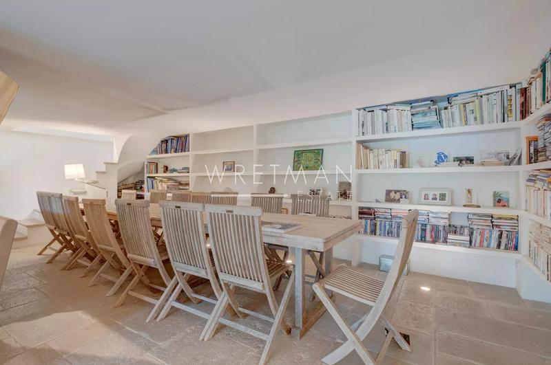 Villa - 200 m² - 5 pièces