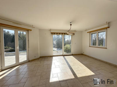 Maison - 145 m² - 6 pièces