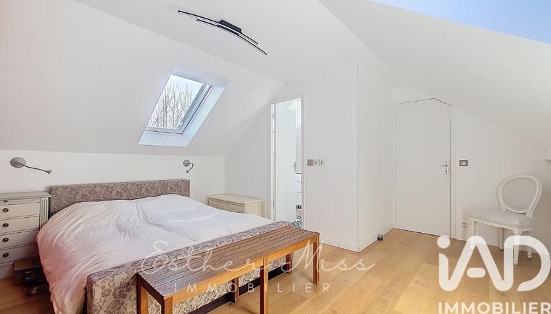 Maison - 160 m² - 8 pièces