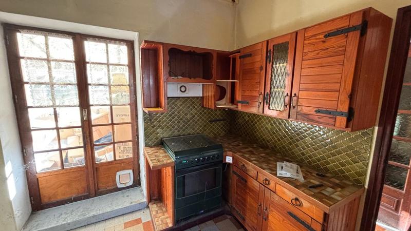 Maison - 450 m² - 7 pièces