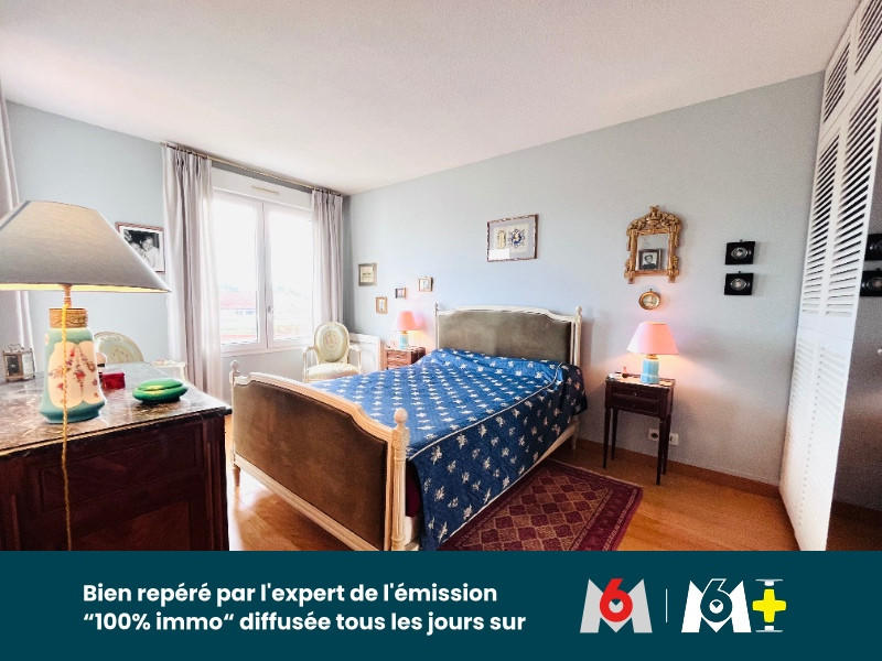 Appartement - 99 m² - 5 pièces