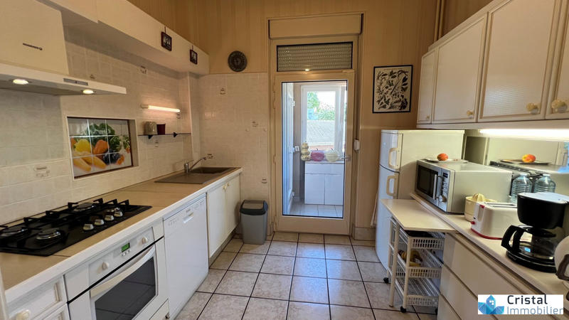 Maison - 177 m² - 8 pièces