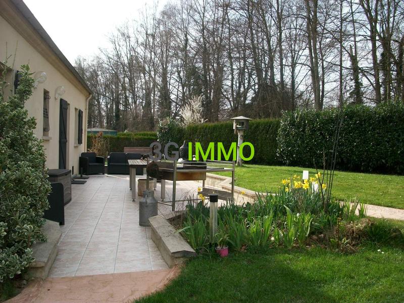 Pavillon - 151 m² - 7 pièces