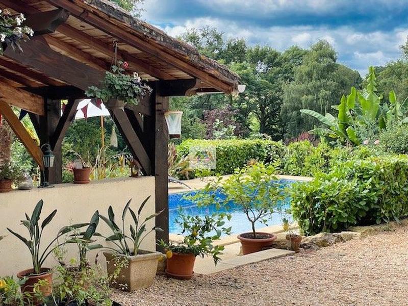 Maison - 283 m² - 8 pièces