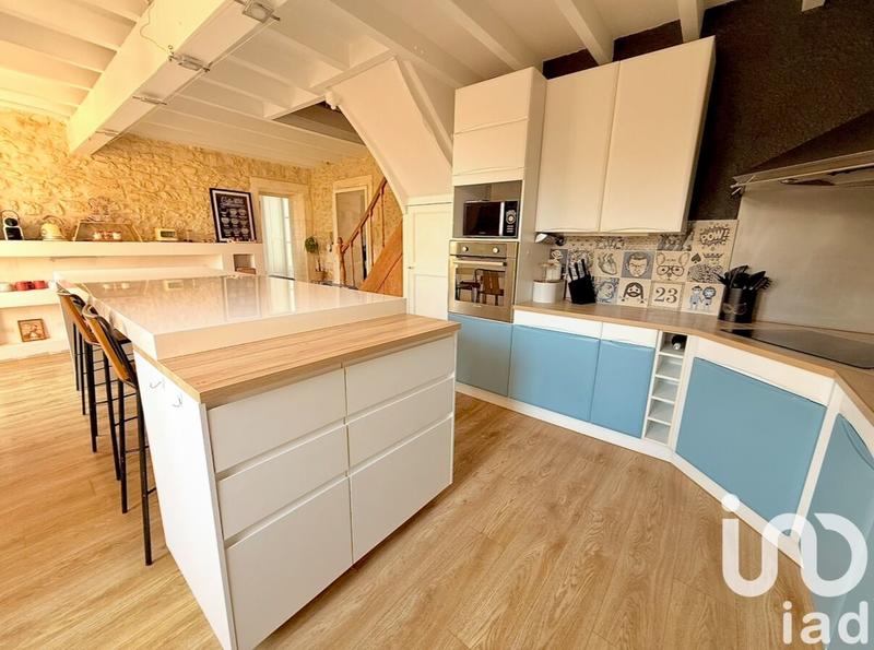 Maison - 300 m² - 7 pièces