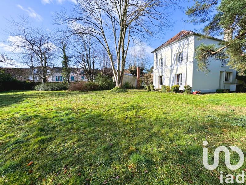 Maison - 166 m² - 7 pièces