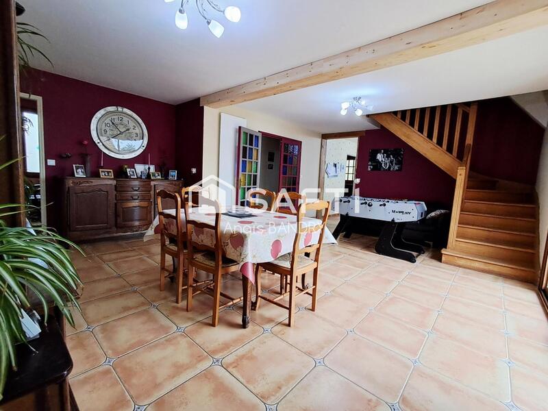 Maison - 175 m² - 10 pièces