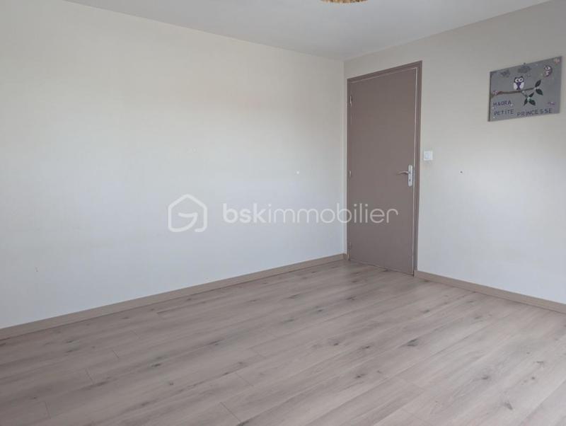 Maison traditionnelle - 160 m² - 8 pièces