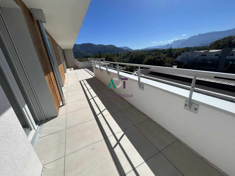 Appartement - 85 m² - 4 pièces