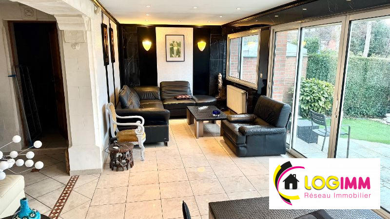 Maison traditionnelle - 110 m² - 5 pièces