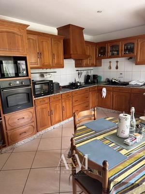 Maison - 166 m² - 6 pièces