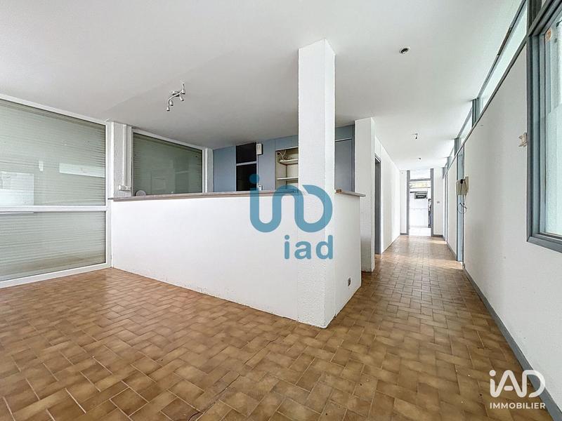 Local commercial - 266 m²