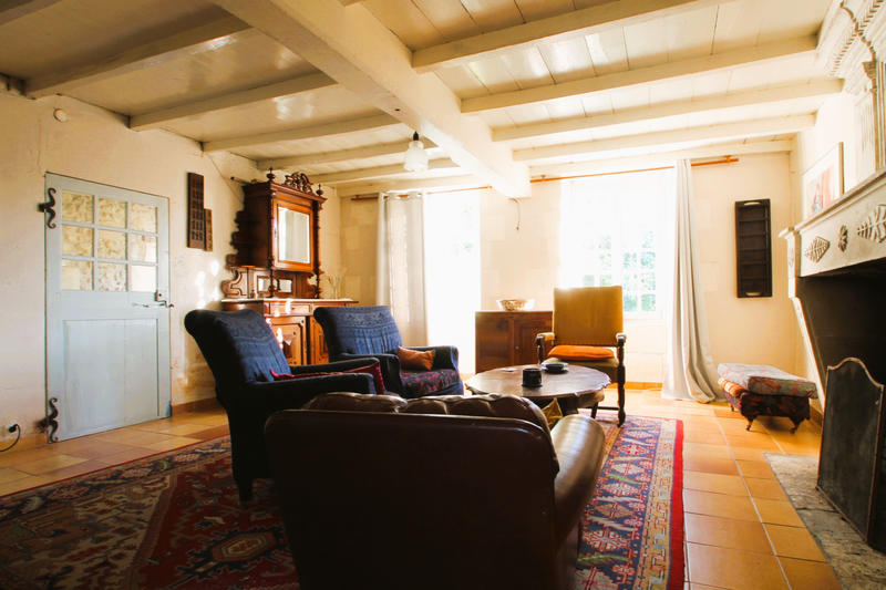 Propriété - 254 m² - 12 pièces