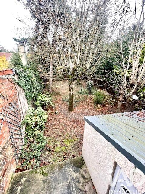 Maison - 288 m² - 12 pièces