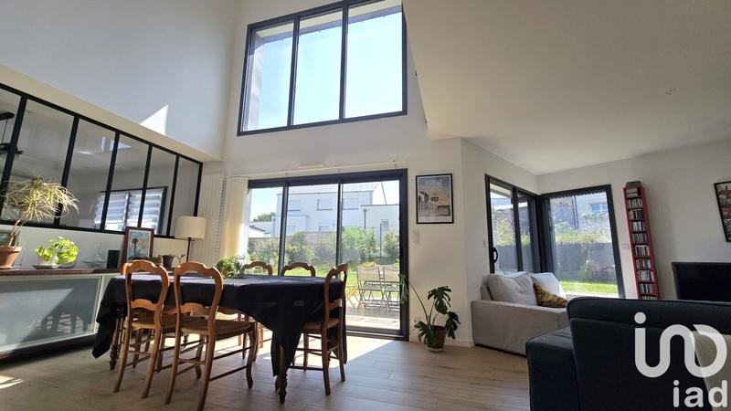 Maison - 133 m² - 6 pièces