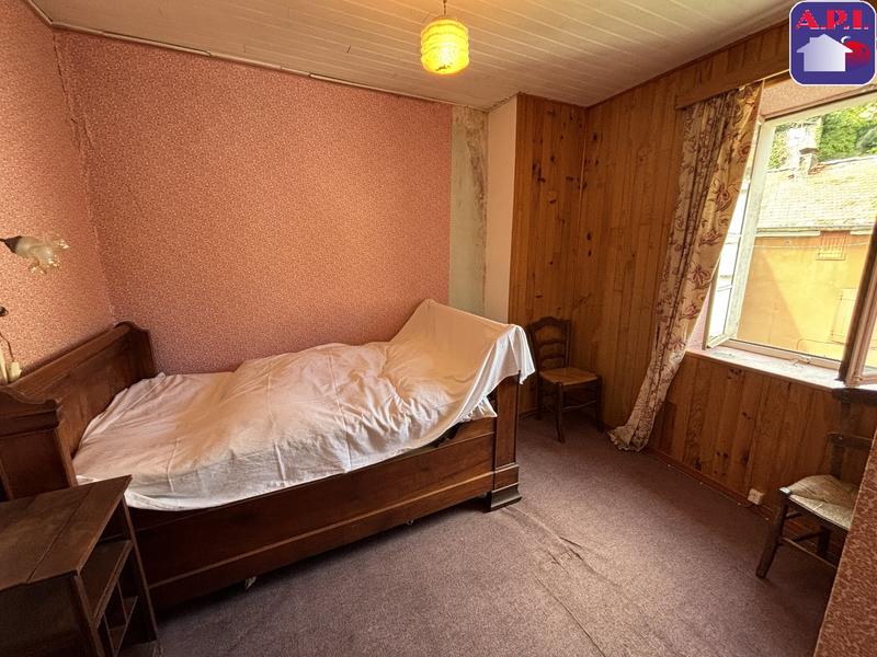 Maison - 177 m² - 8 pièces