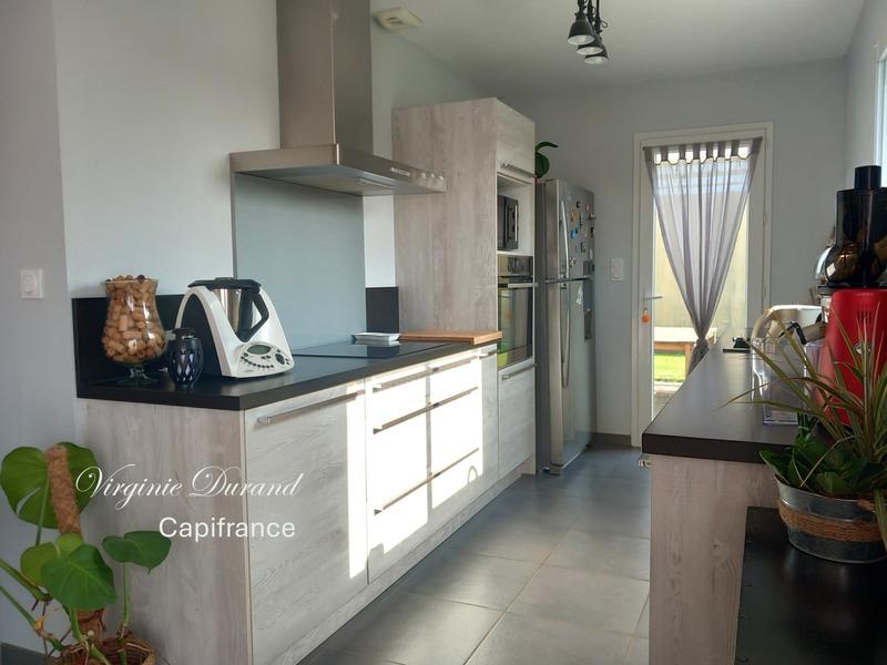 Maison - 88 m² - 4 pièces