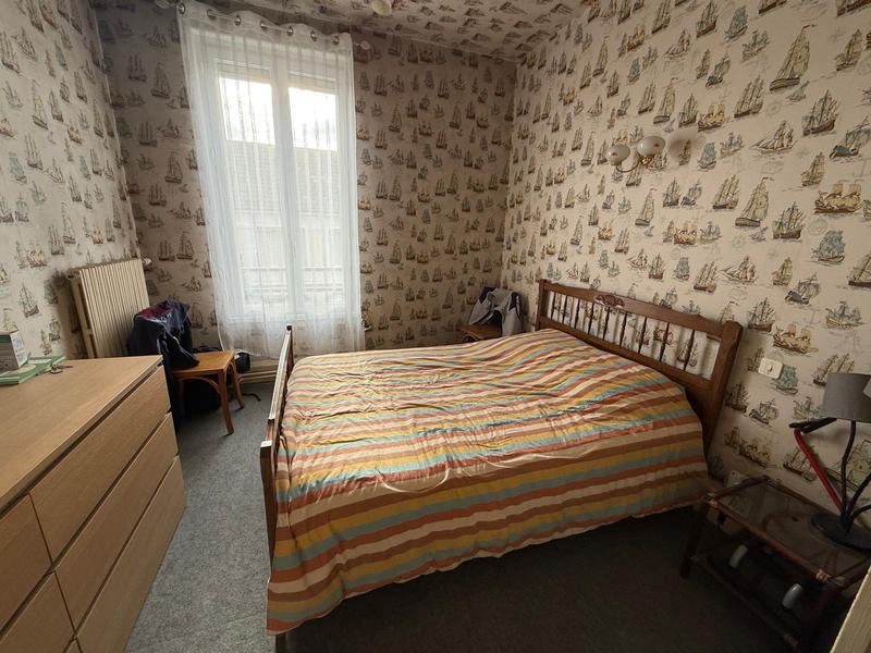 Maison - 221 m² - 8 pièces