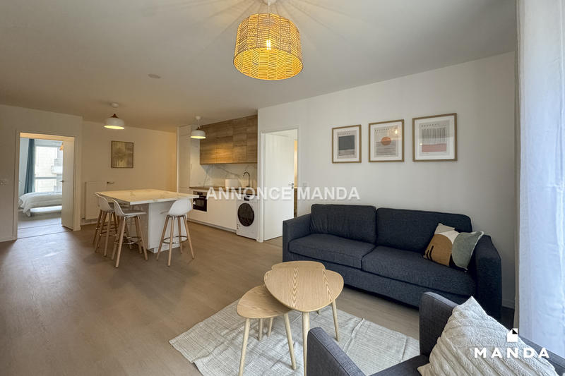 Chambre - 12 m² - 5 pièces