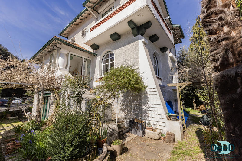 Maison ancienne - 177 m² - 7 pièces