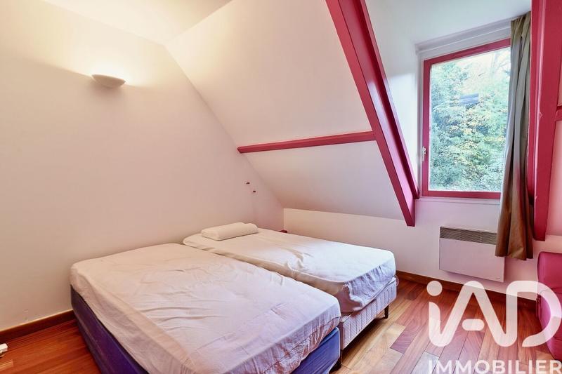 Maison - 290 m² - 7 pièces