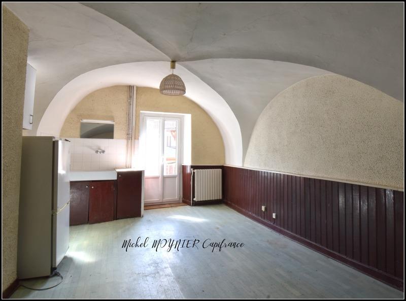 Maison - 368 m² - 7 pièces