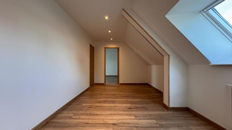 Maison - 171 m² - 5 pièces