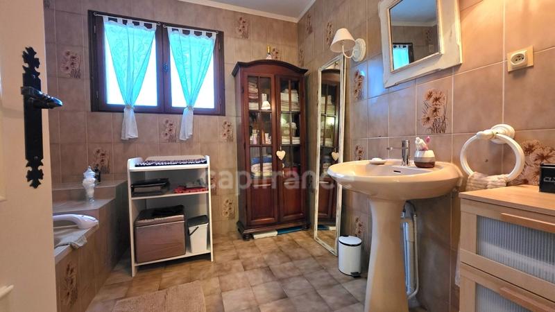 Maison - 150 m² - 5 pièces