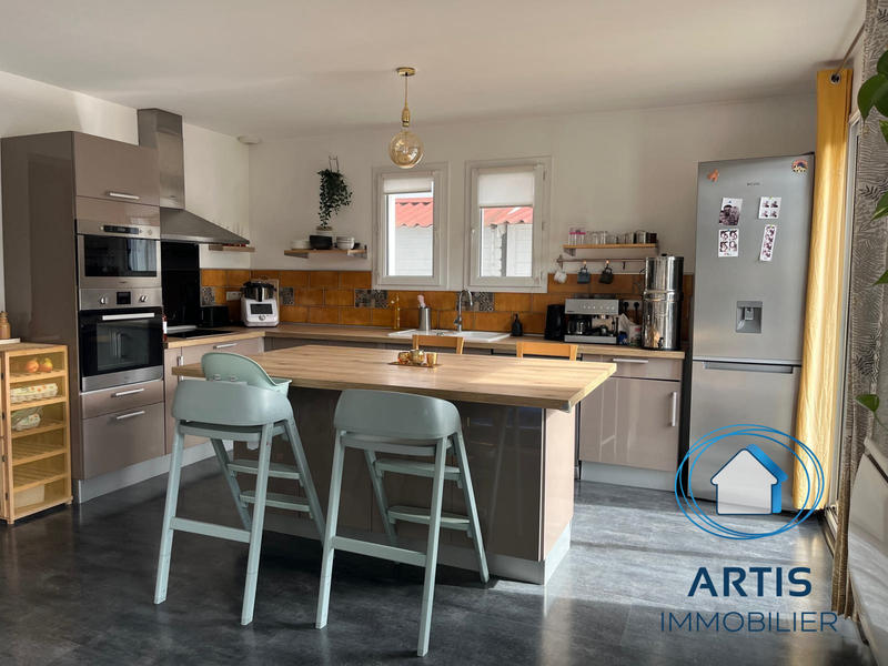 Maison - 97 m² - 4 pièces