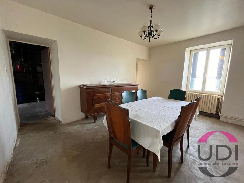 Maison - 137 m² - 6 pièces