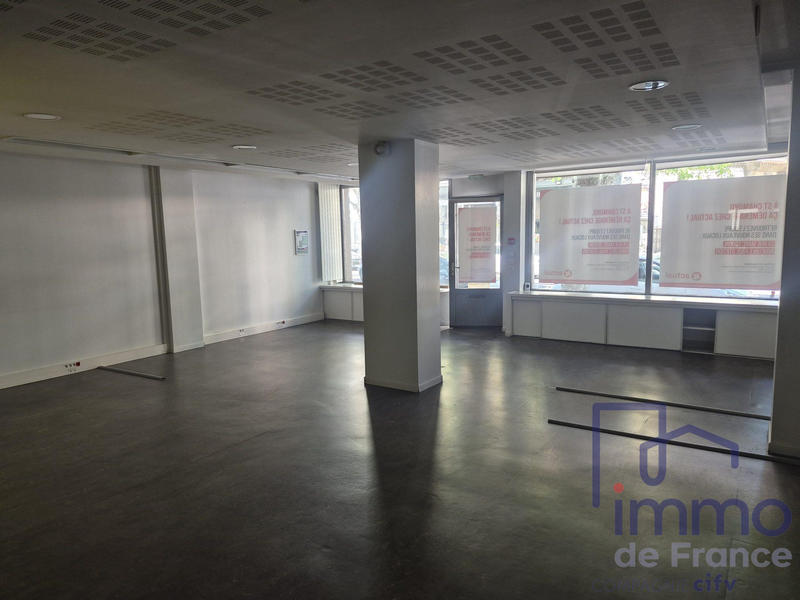 Local commercial - 173 m²