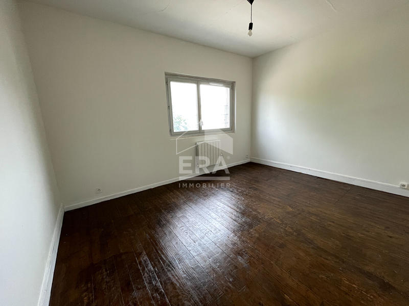 Immeuble - 90 m² - 5 pièces