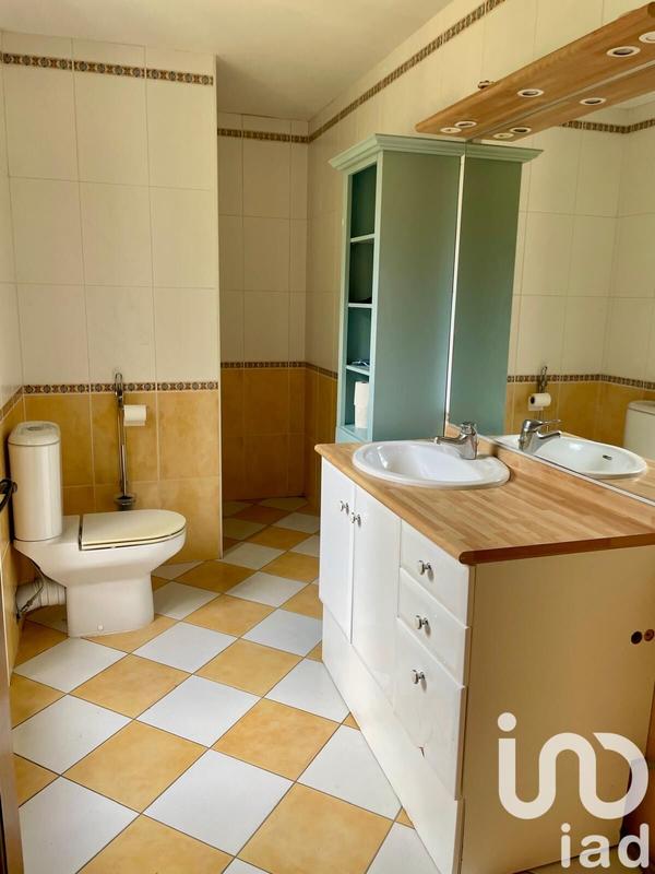 Maison - 238 m² - 10 pièces