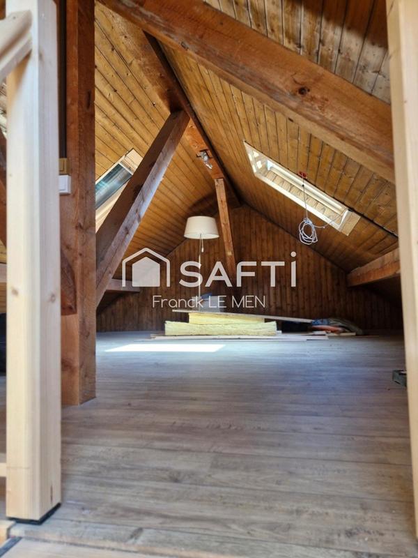 Maison - 195 m² - 8 pièces