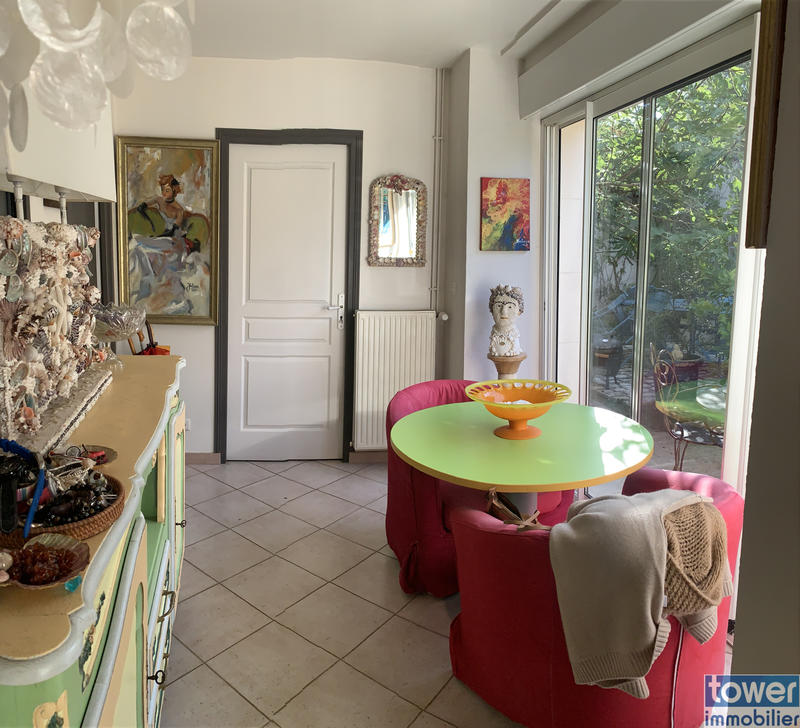 Maison - 180 m² - 6 pièces
