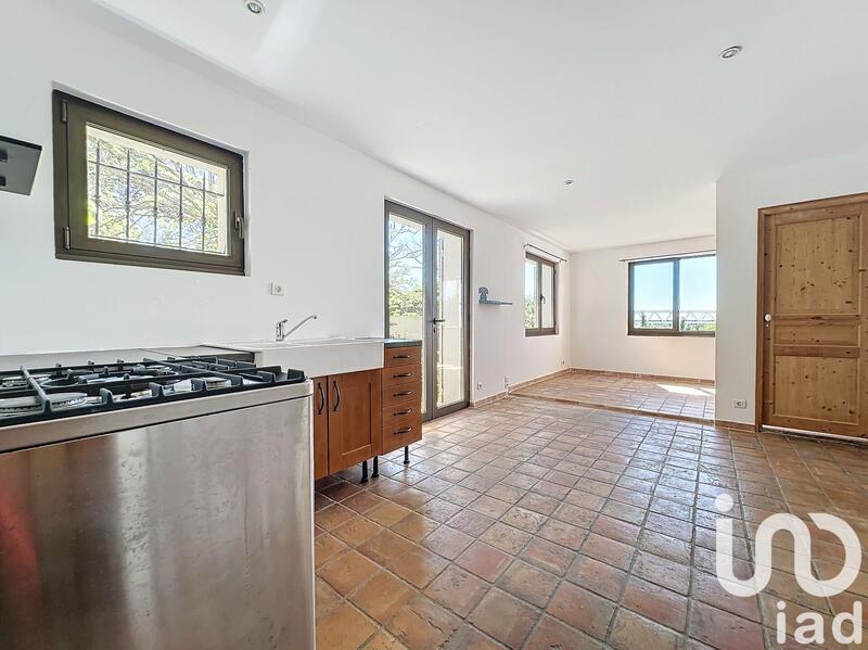 Maison - 211 m² - 7 pièces