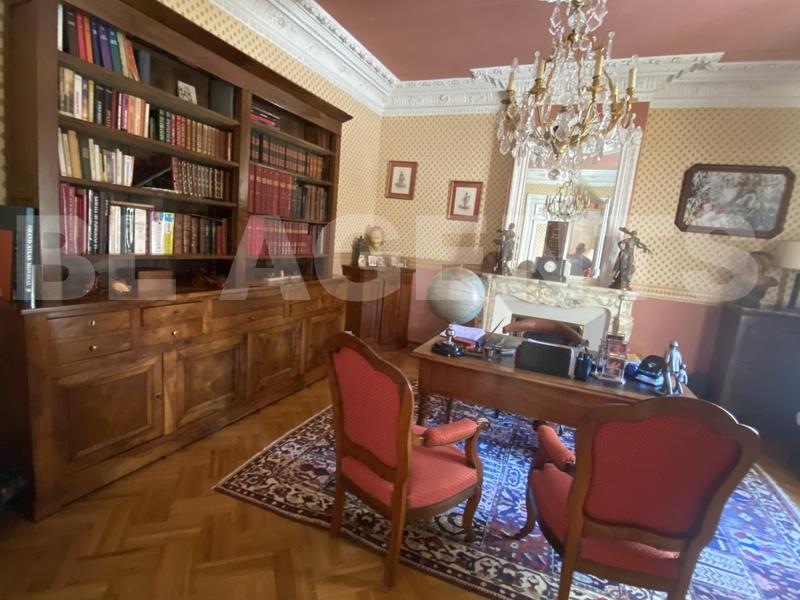 Maison de maîtres - 273 m² - 8 pièces