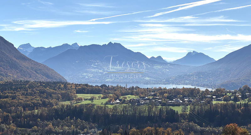 Maison - 310 m² - 9 pièces