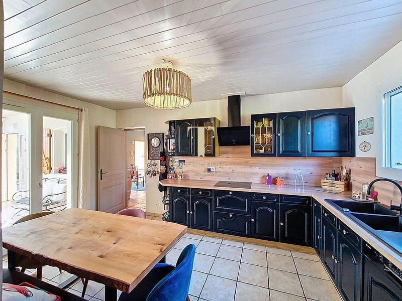 Villa - 163 m² - 6 pièces