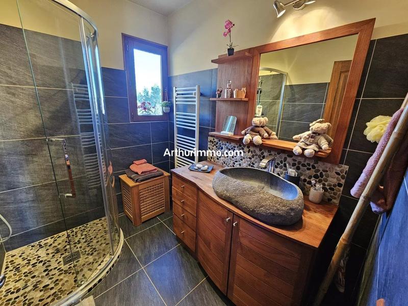 Maison - 135 m² - 5 pièces