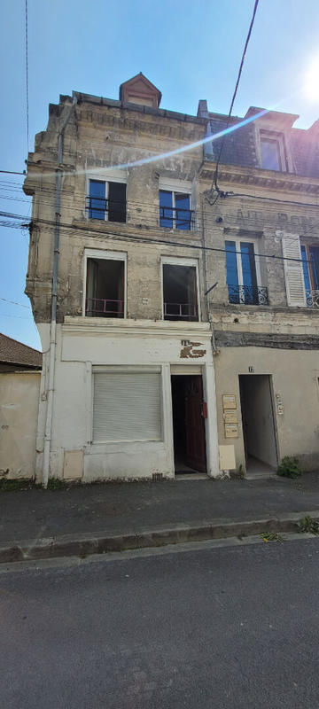 Maison - 83 m² - 4 pièces