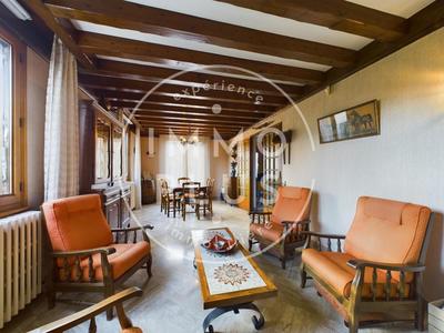 Maison - 167 m² - 7 pièces