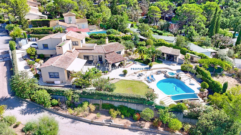 Villa - 146 m² - 6 pièces