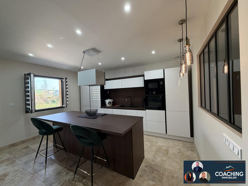 Maison - 150 m² - 5 pièces