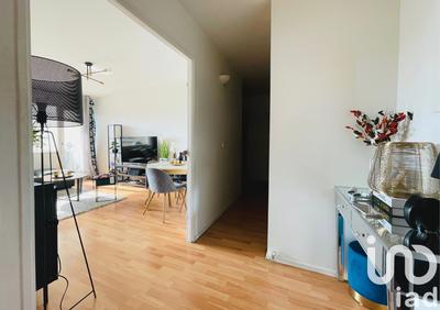 Appartement - 90 m² - 5 pièces