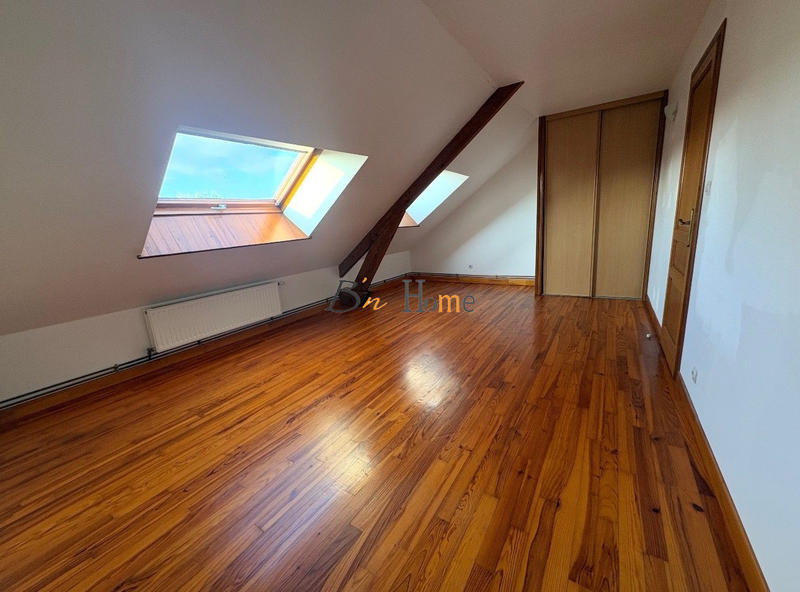 Maison - 121 m² - 5 pièces