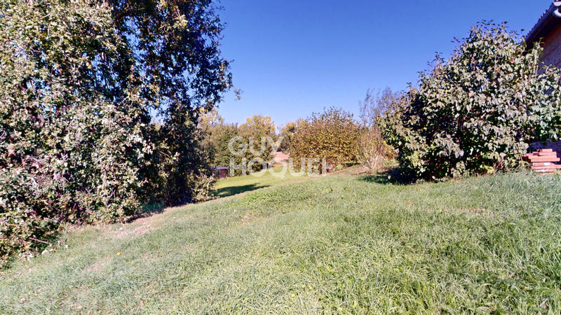 Maison - 225 m² - 7 pièces