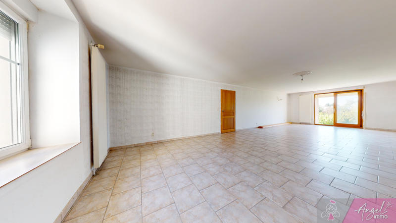 Maison de village - 220 m² - 6 pièces