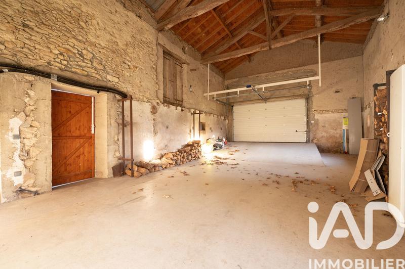 Maison - 324 m² - 5 pièces